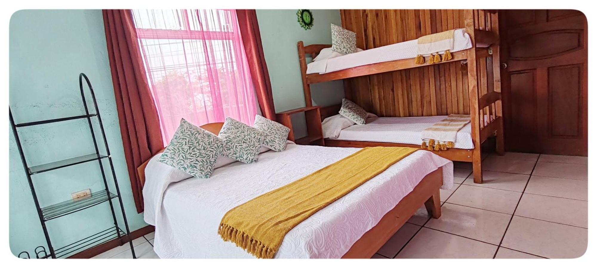 Hotel & Hostel Sloth Backpackers Monteverde Eksteriør bilde