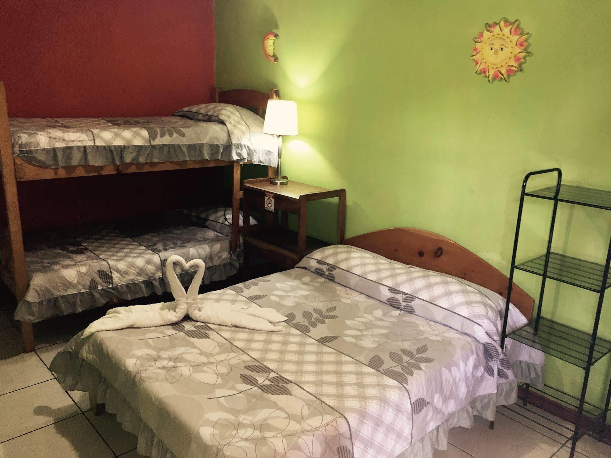 Hotel & Hostel Sloth Backpackers Monteverde Eksteriør bilde
