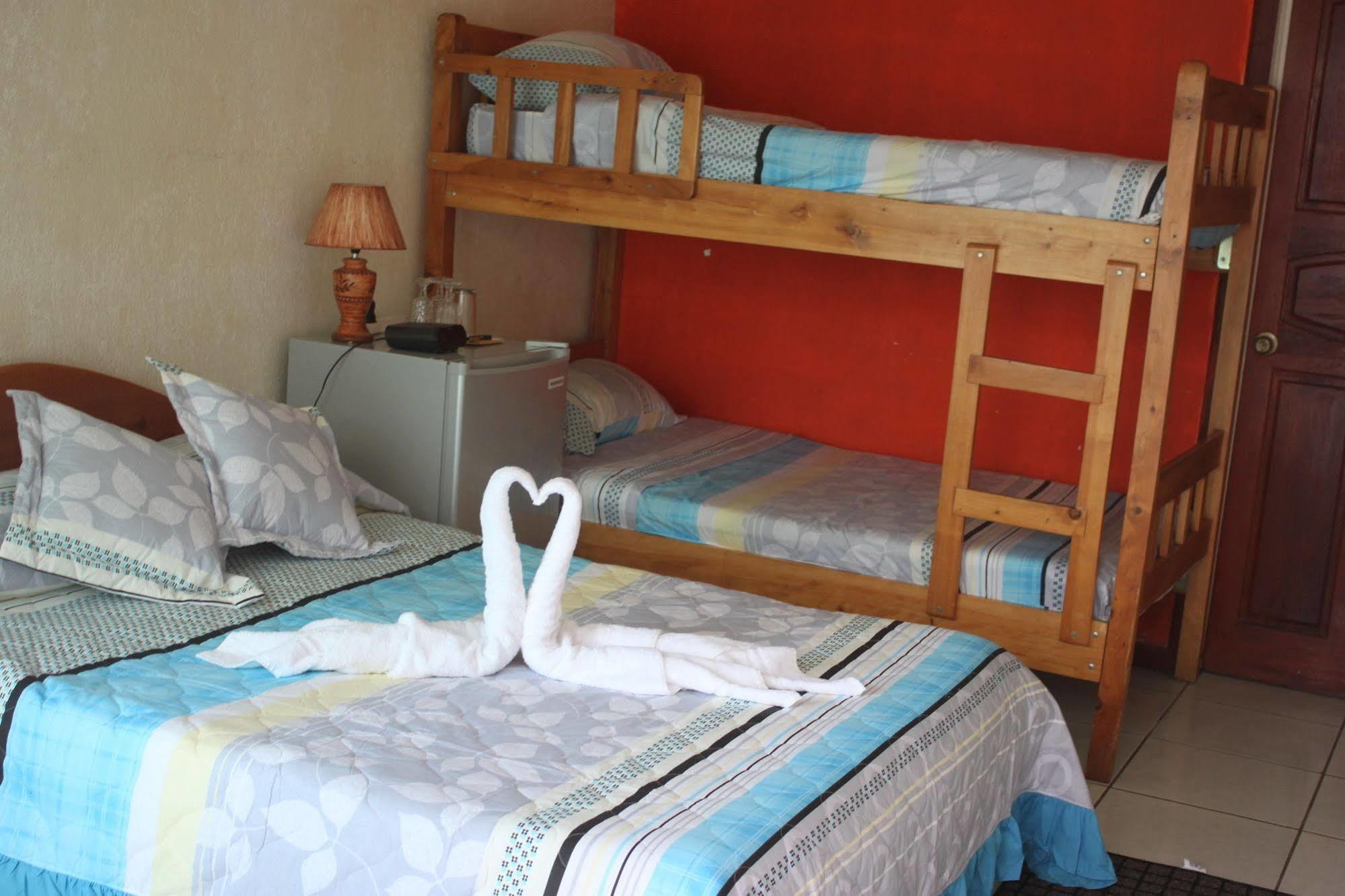 Hotel & Hostel Sloth Backpackers Monteverde Eksteriør bilde